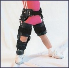 Ортопедический аппарат на коленный и тазобедренный суставы